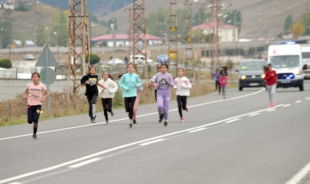 Geleceğin sporcuları Sarıkamış'ta yetişecek Geleceğin sporcuları Sarıkamış'ta yetişecek