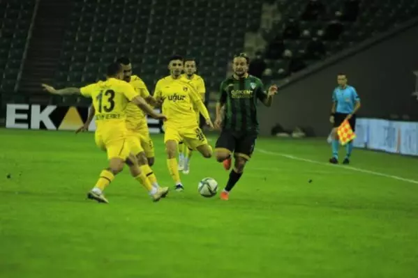 İstanbulspor: 2-1 İstanbulspor: 2-1