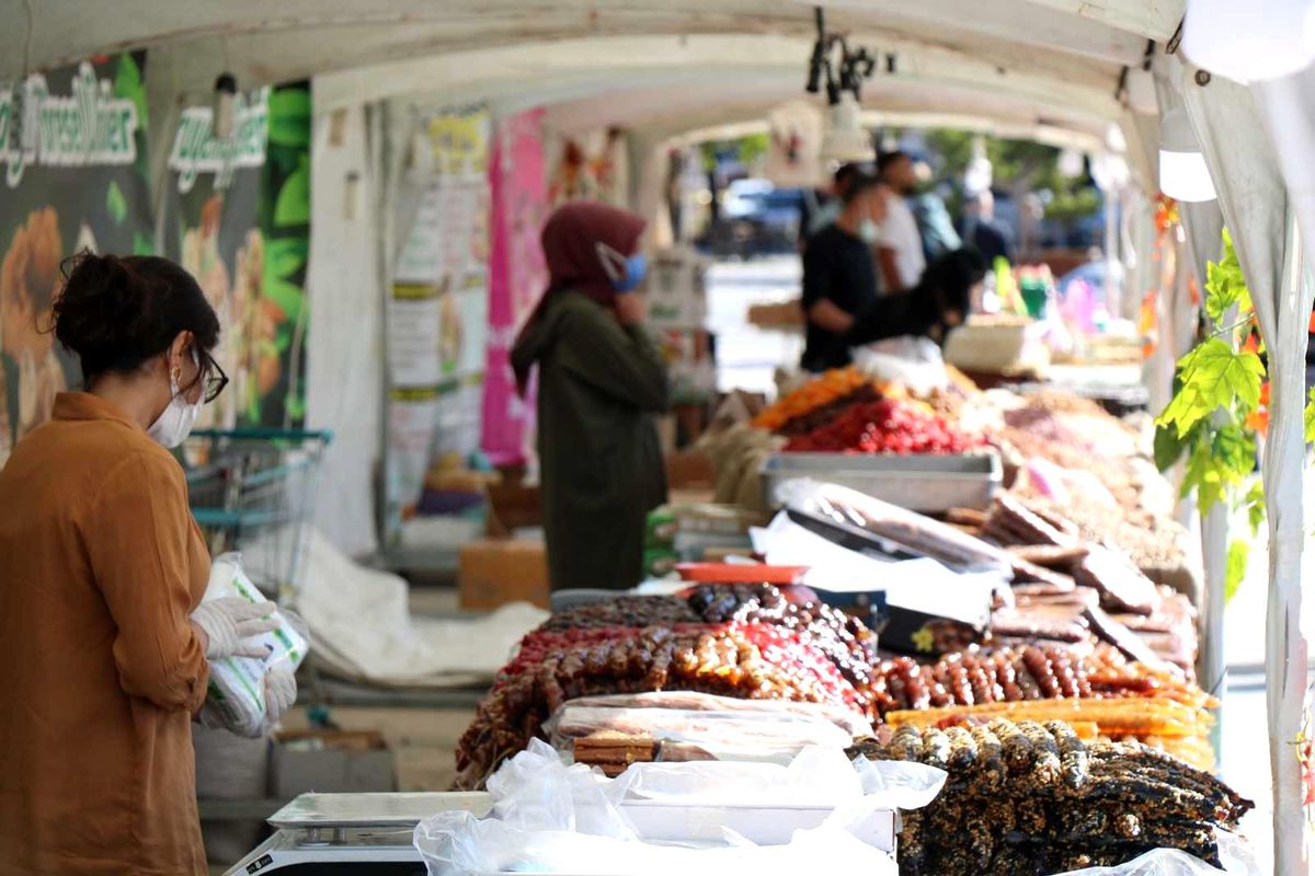 Kırşehir\'de \'Yöresel lezzetler Fuarı\' açıldı