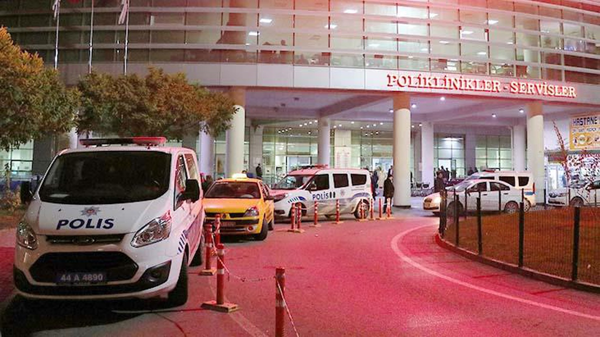 Madde bağımlısı bir genç, bardak kırıp 3 hemşireyi rehin aldı