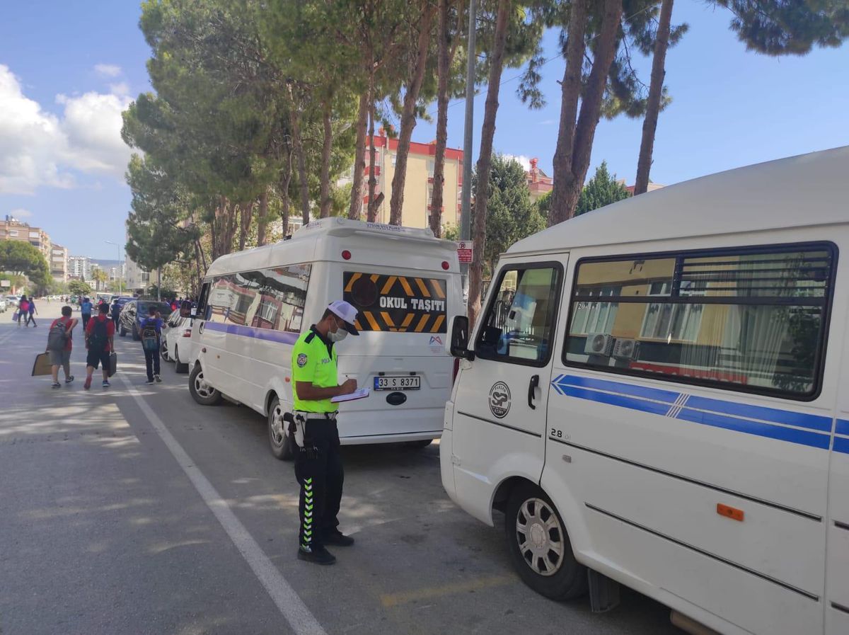 Mersin\'de trafik eğitimi ve denetimi yapıldı