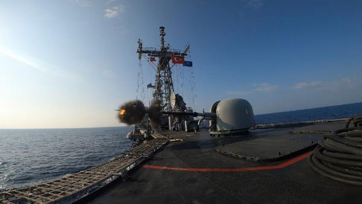 MSB: TCG GÖKÇEADA fırkateynimiz hedefi başarıyla vurdu