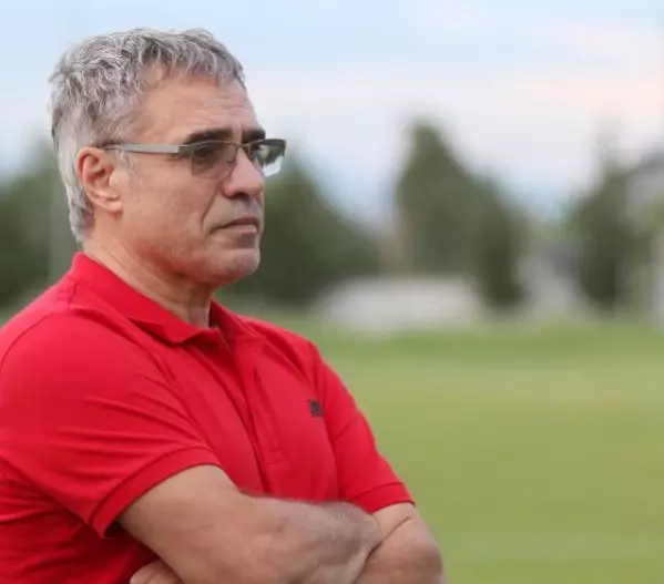 Antalyaspor yönetimi, Ersun Yanal ile ayrılık konusunu görüşecek Antalyaspor yönetimi, Ersun Yanal ile ayrılık konusunu görüşecek