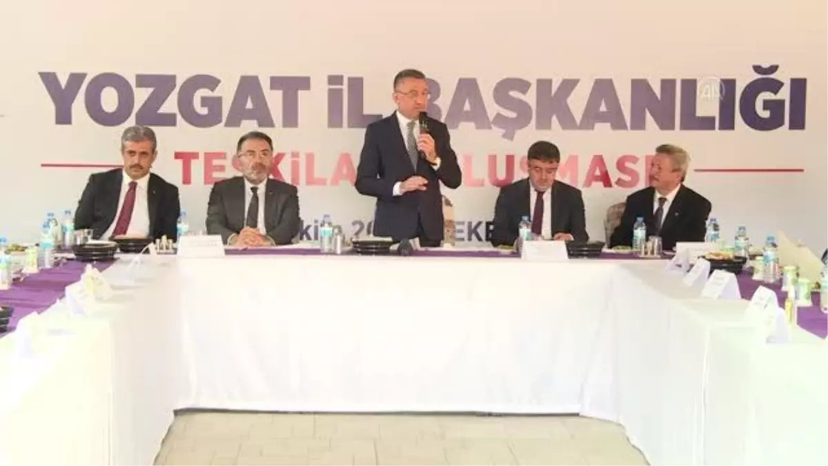 Cumhurbaşkanı Yardımcısı Oktay, Kazankaya Kanyonu\'nda gençlerle buluştu (2)