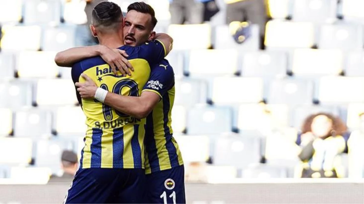 Kanarya liderliği kesinleştirdi! Fenerbahçe, sahasında Kasımpaşa\'yı 2-1 mağlup etti