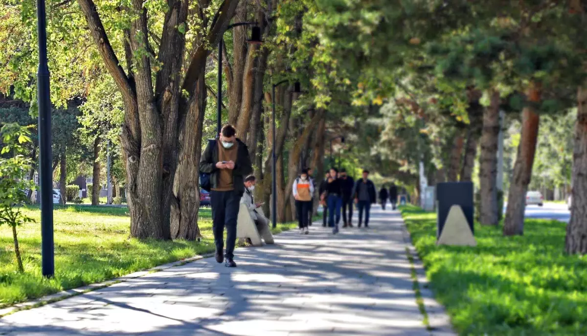 Öğrencilerin kişisel tüm verileri koruma altında