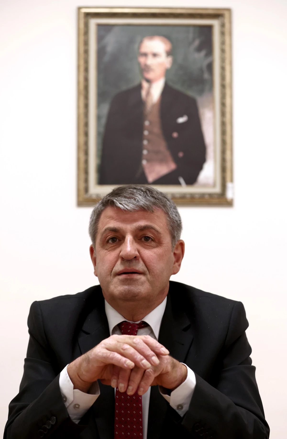Prof. Dr. Demir: Alp Er Tunga\'nın mezarını çok da sıkıntı çekmeden bulabildim