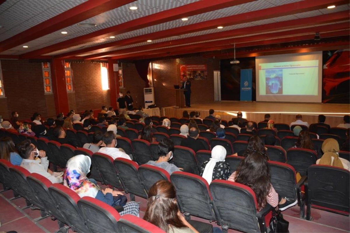 Silopi\'de öğretmenlere "Dijital eğitim ve yeni nesil öğretmenlik" semineri verildi