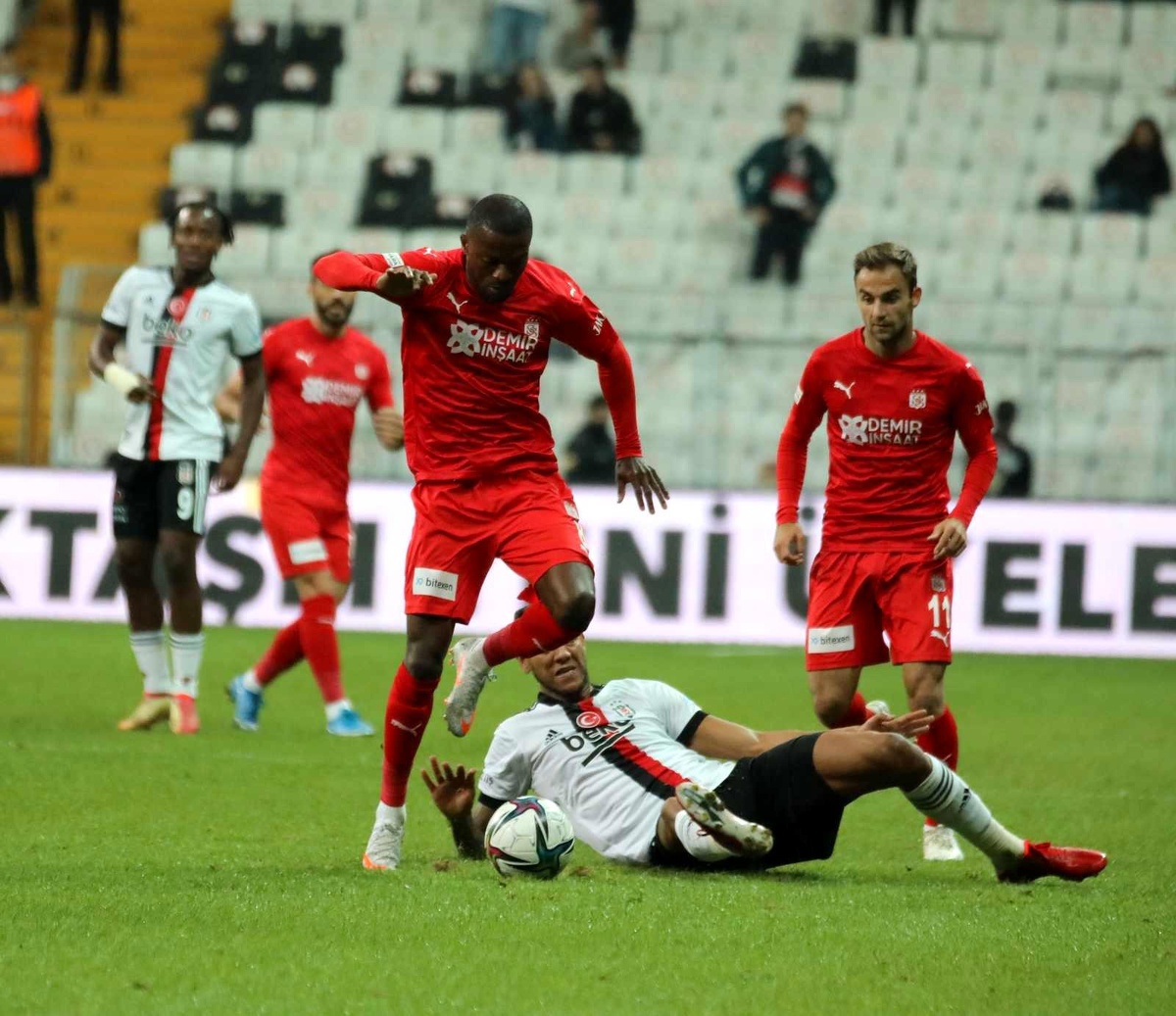 Sivasspor, şampiyonları yenemiyor