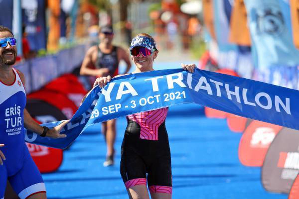 Uluslararası Triatlon Yarışı\'nda 30. yıla özel nostalji yarışı