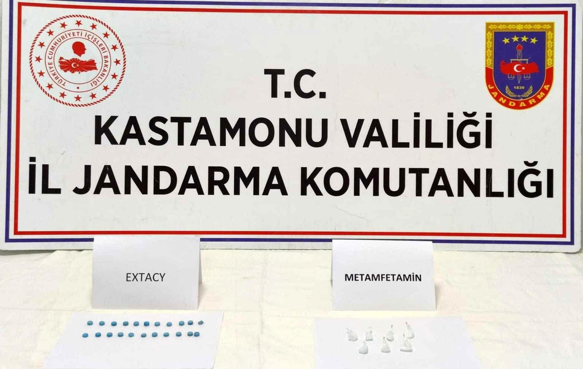 Uyuşturucu ile yakalanan şahıs gözaltına alındı