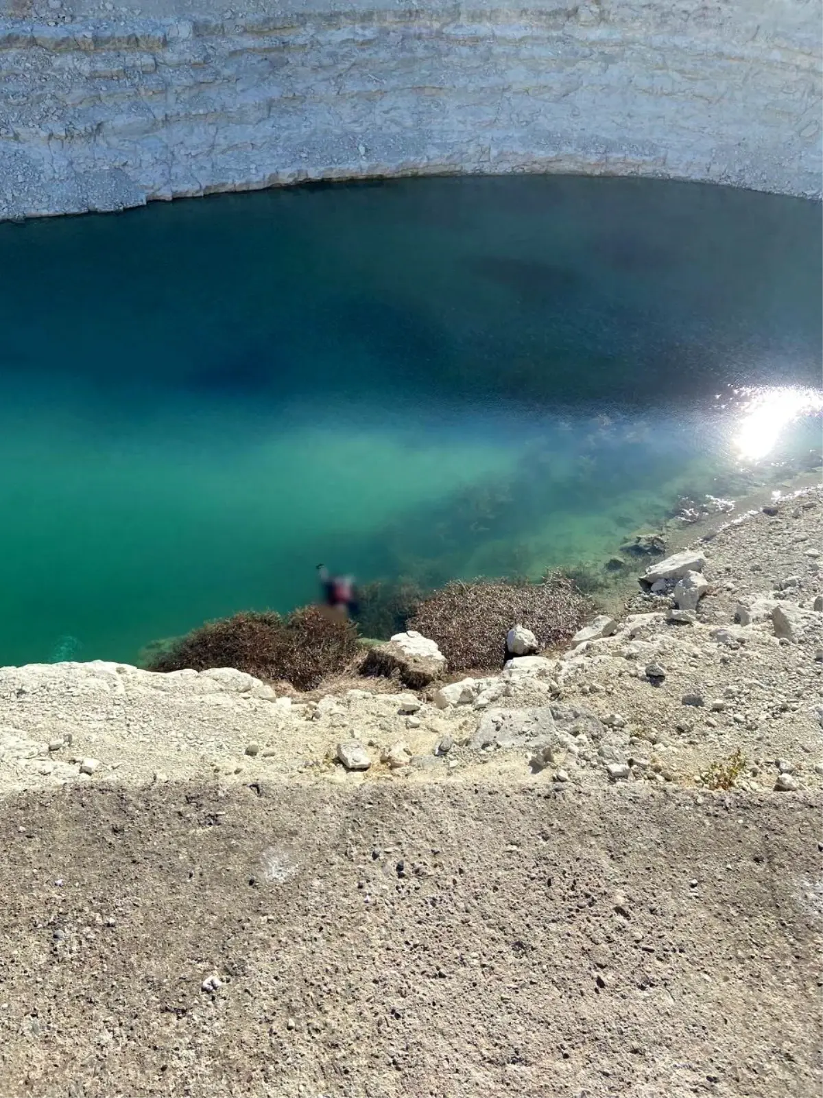 Baraj göletinde kadın cesedi bulundu