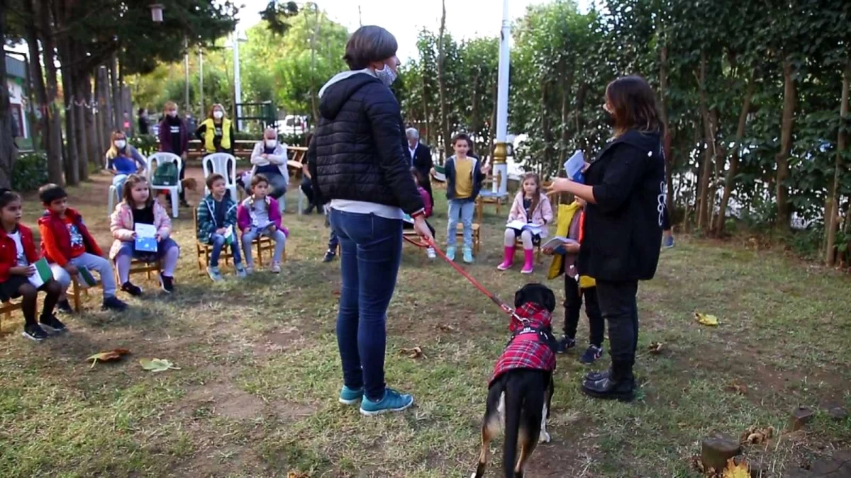 Son dakika genel: Dünya Hayvanları Koruma Günü Kadıköy\'de çocuklarla birlikte kutlandı