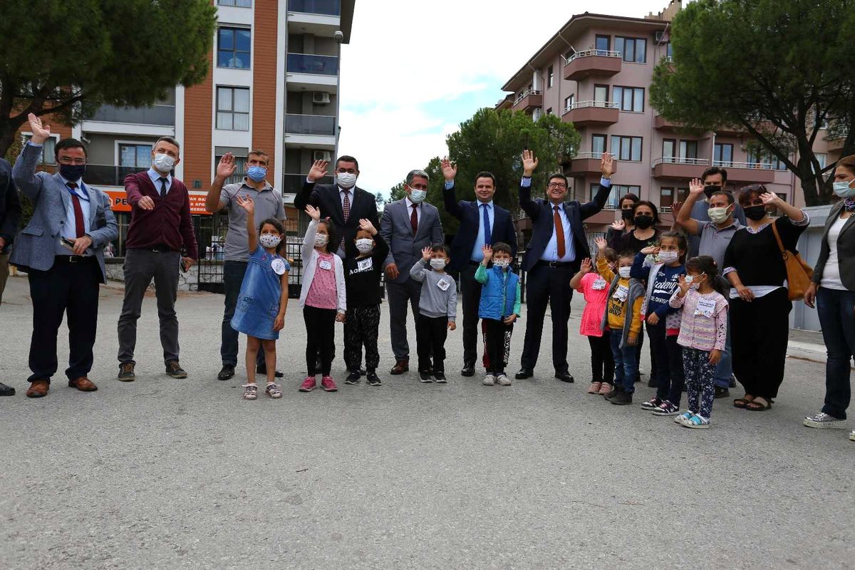 Hayvanları Koruma Günü\'nde anlamlı kutlama