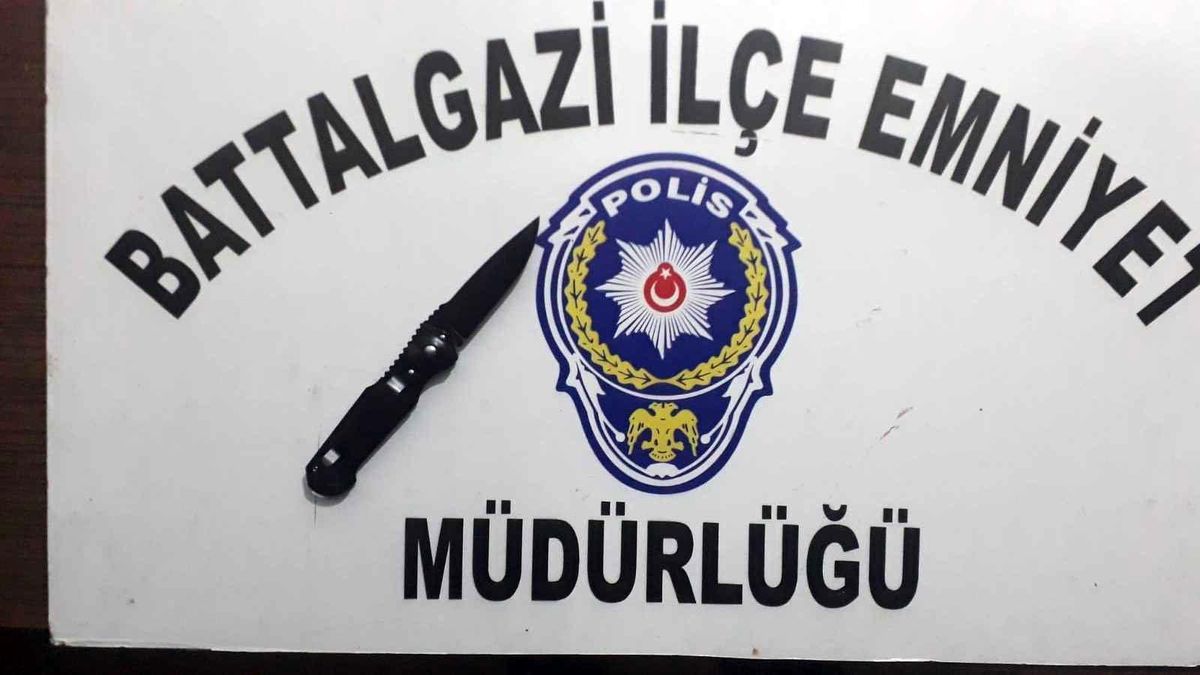 Malatya\'da iş merkezinde 1 kişiyi bıçaklayarak öldüren zanlı tutuklandı