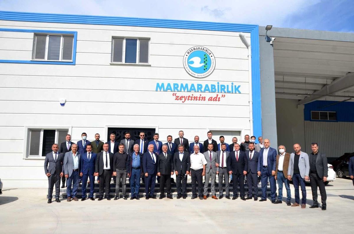 MHP Genel Sekreteri Büyükataman: "Ümit ediyorum ki, HDP\'nin kapatılması gerçekleşecektir"