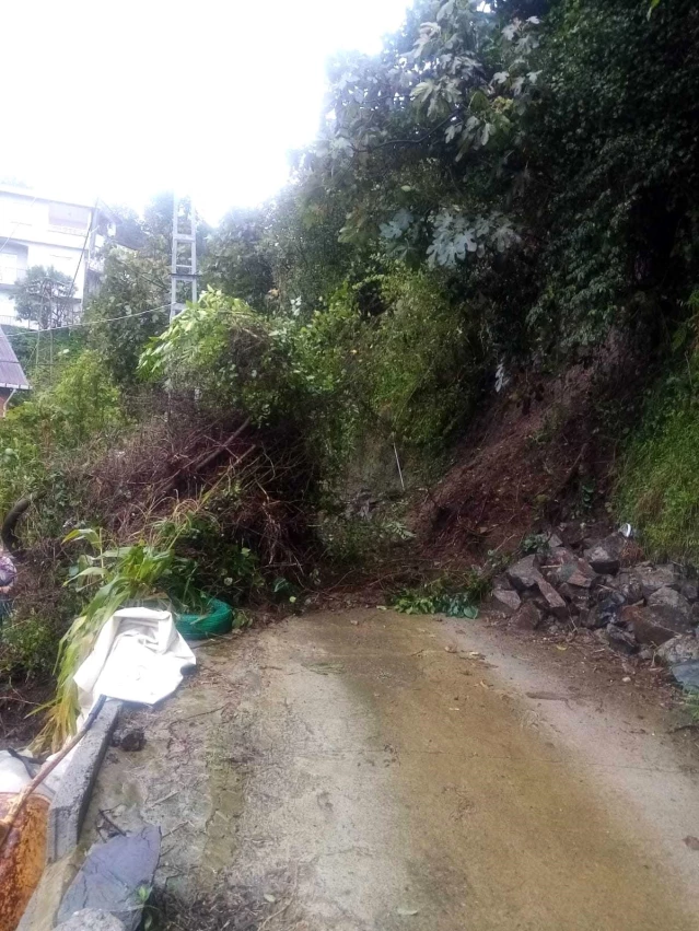 Rize'de şiddetli yağış Pazar ilçesinde etkisini sürdürüyor