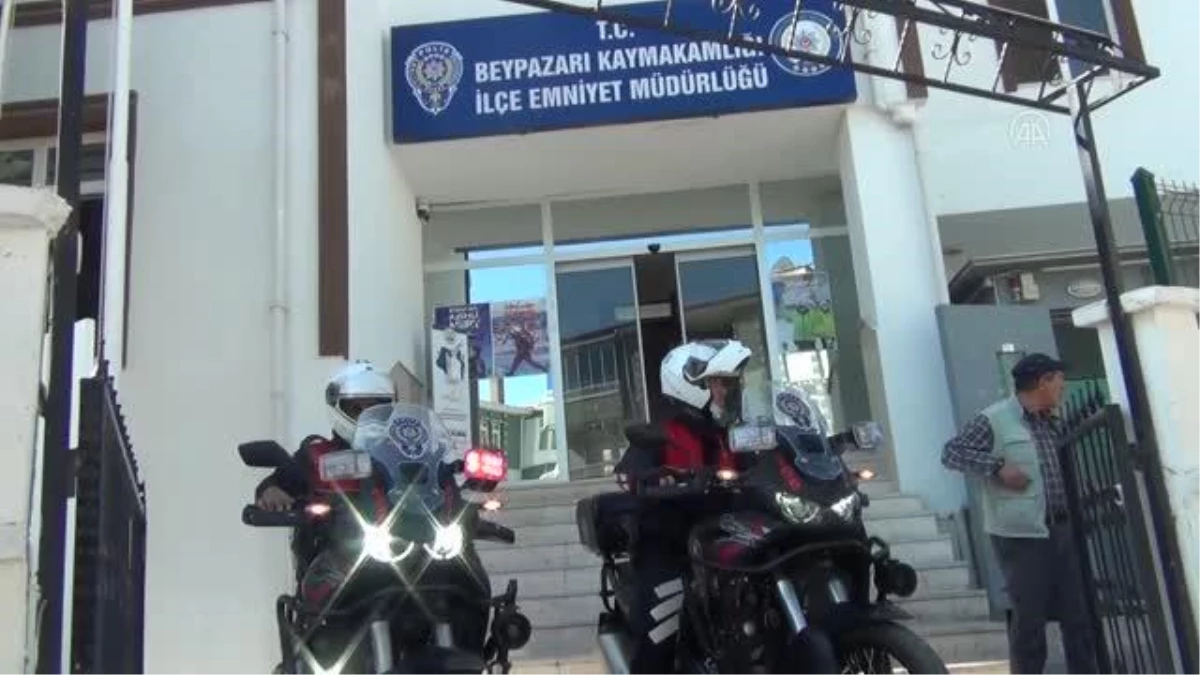 Son dakika... Şehit polisin ailesinden Beypazarı Motosikletli Polis Timi Amirliğine ziyaret