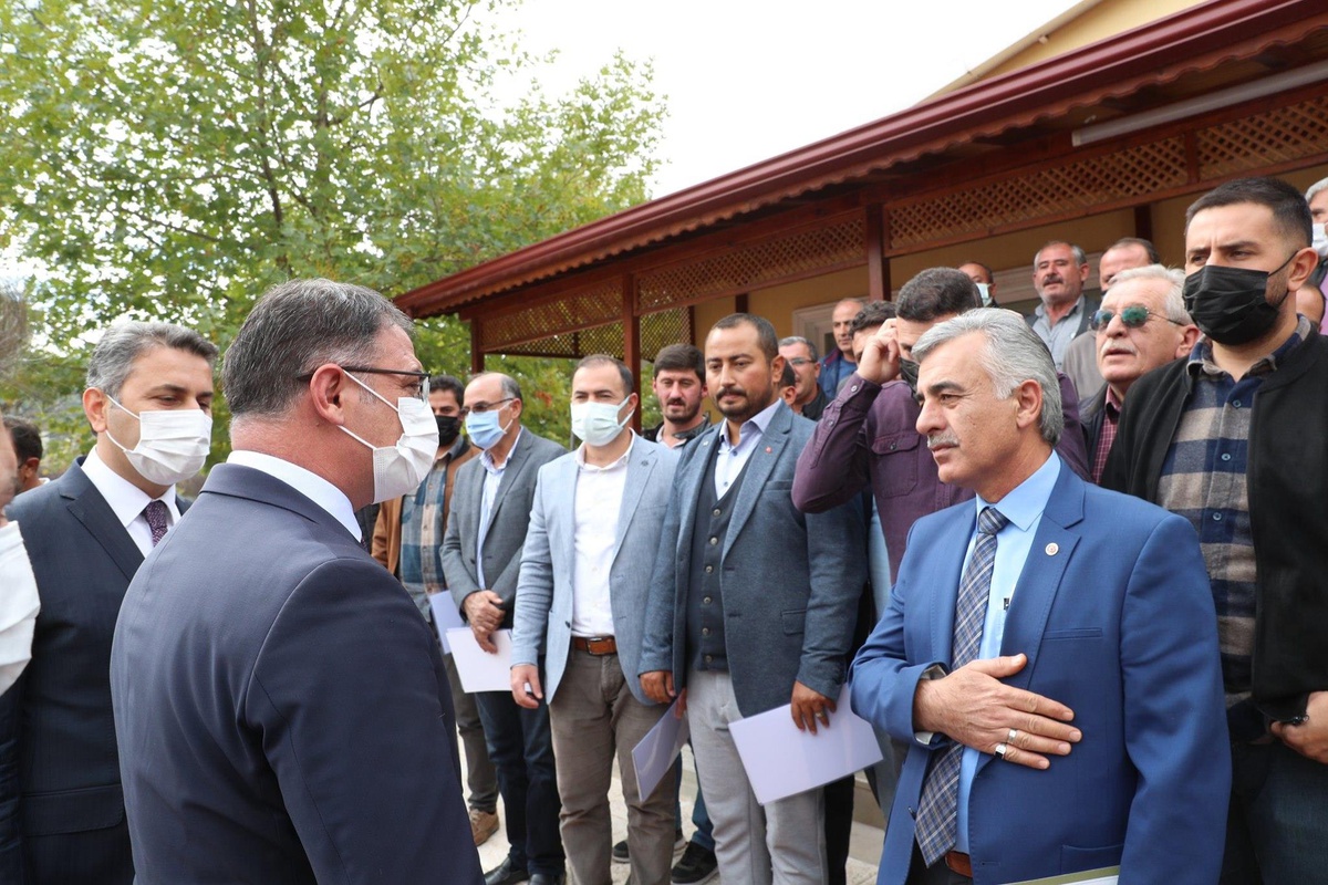 Sel bölgesindeki çalışmalara Tokat\'tan katılanlara teşekkür belgesi verildi