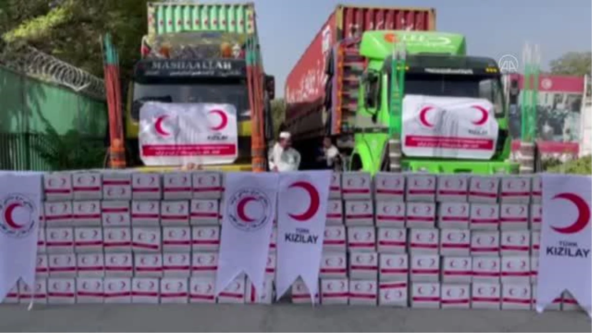 Türkiye, Afganistan\'a 33 ton gıda yardımı ulaştırdı