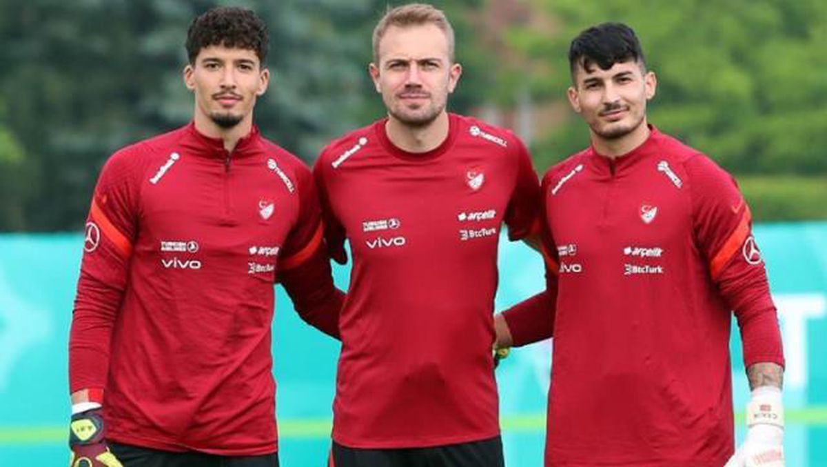 A Milli Takım\'ın kalesinde Uğurcan mı olacak Altay mı? Stefan Kuntz kararını açıkladı