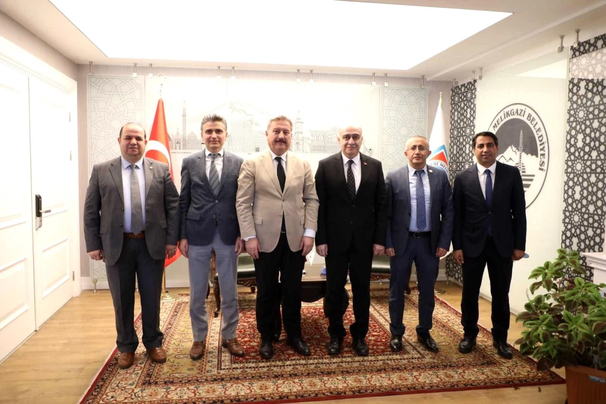 Baro Başkanı Köse ve yönetimi Başkan Palancıoğlu\'nu ziyaret etti