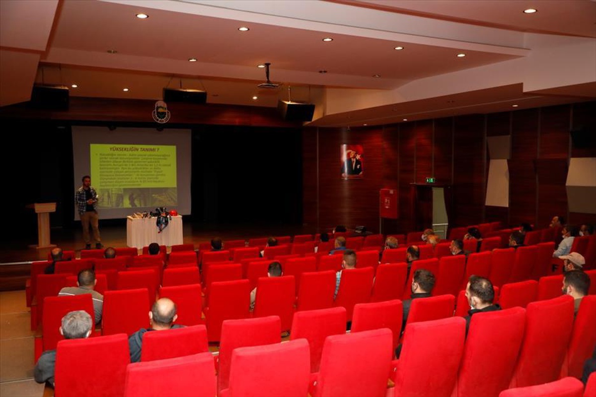 Belediye Personeline Yüksekte Çalışma Eğitimi Verildi