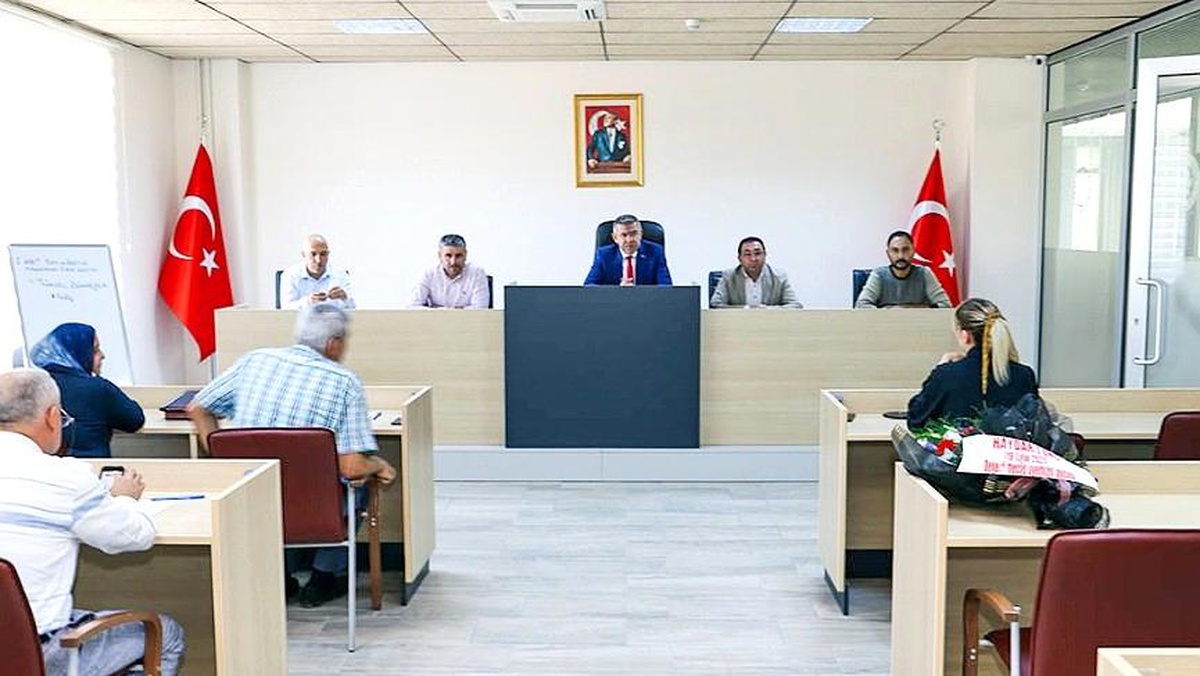 Köşk Belediye Meclisi\'nde buruk toplantı