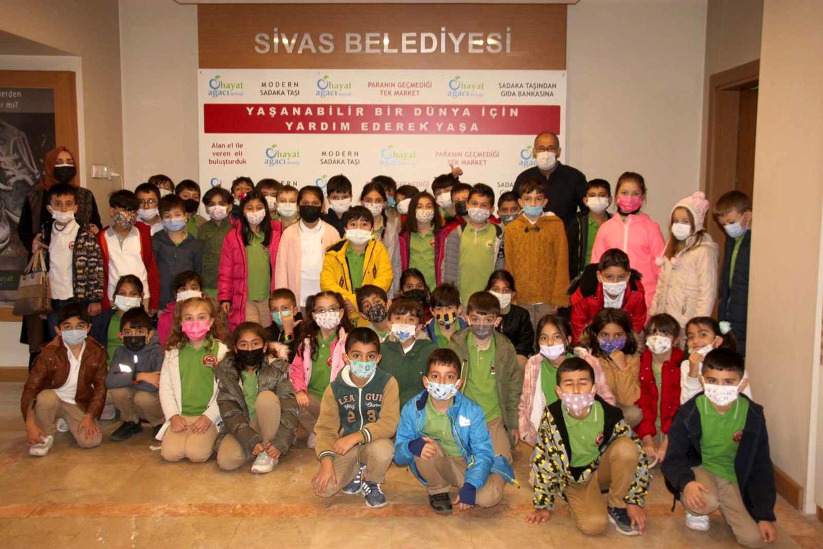 KÜÇÜKLERDEN BÜYÜK DAVRANIŞ...