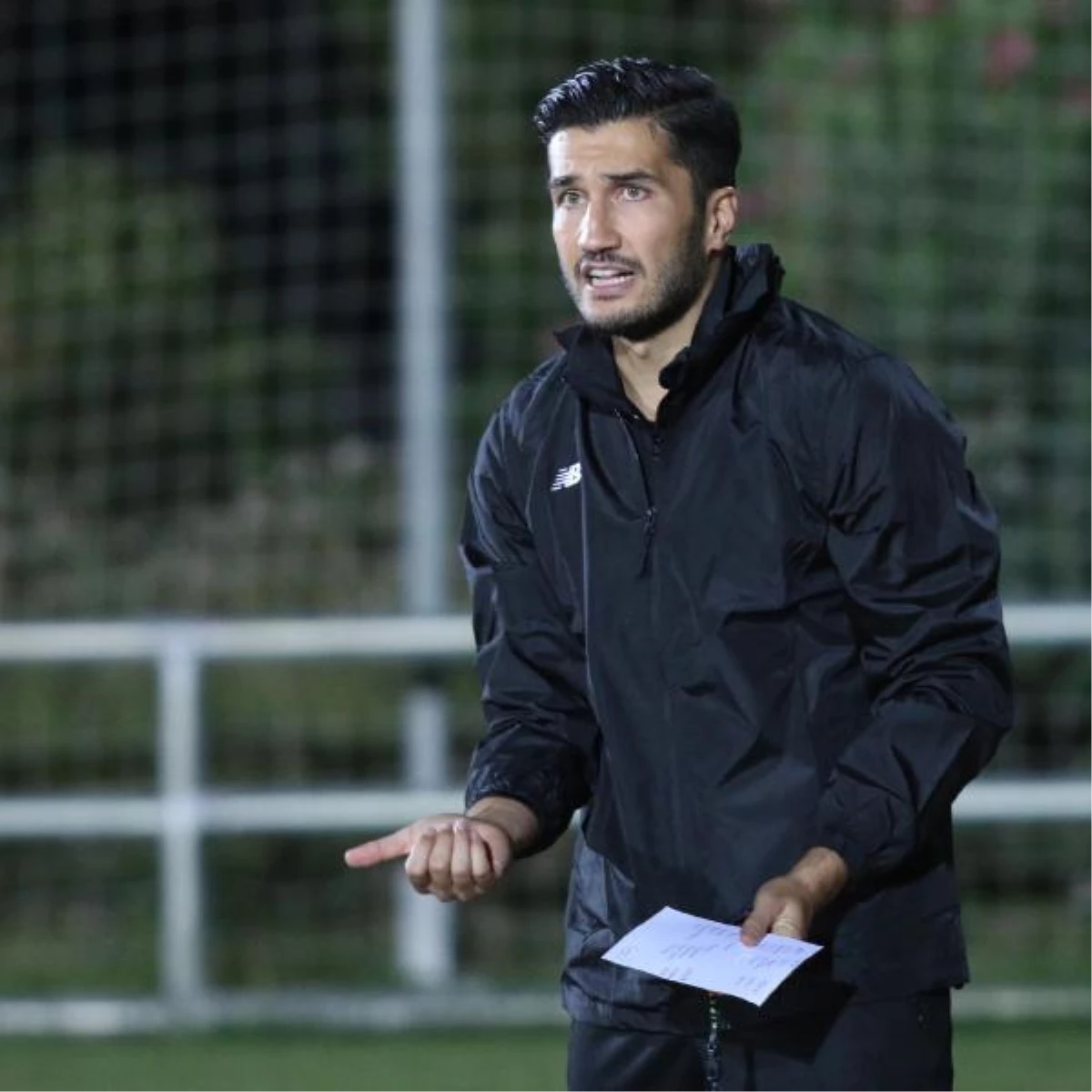 Nuri Şahin, Antalyaspor\'da ilk antrenmanına çıktı