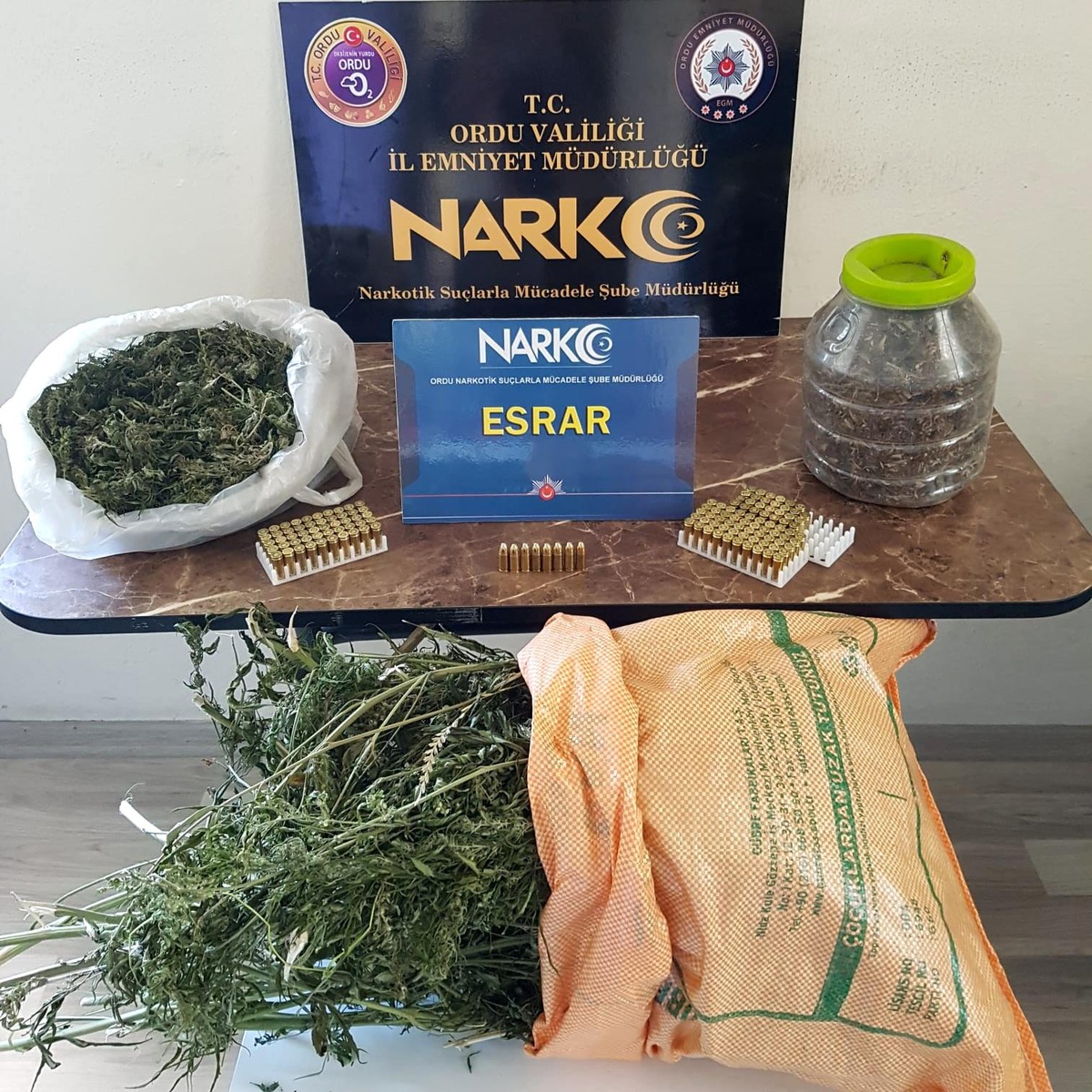 Ordu polisi uyuşturucuya geçit vermiyor