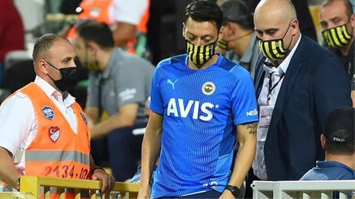 Mesut Özil\'in ayrılık kararı aldığı iddialarına resmi cevap Fenerbahçe\'den geldi: Doğru değil