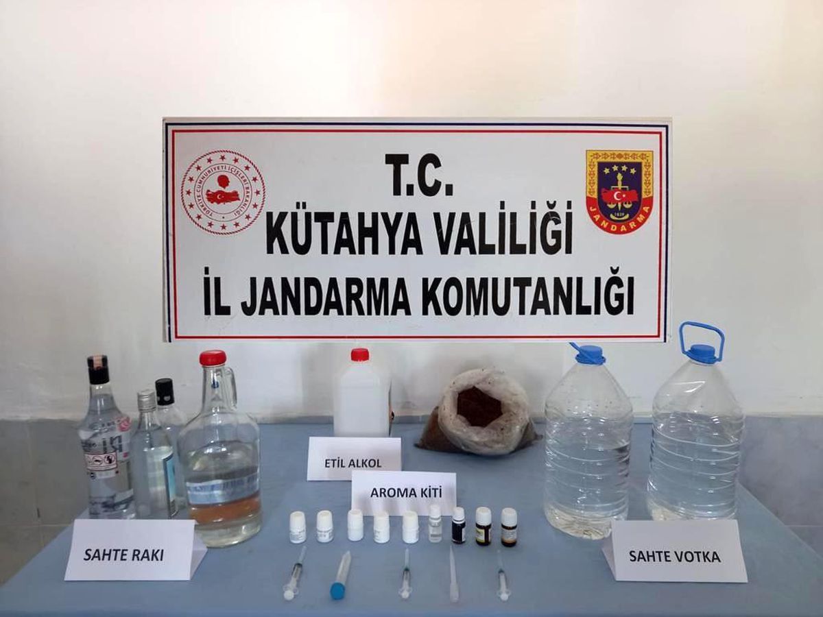 Tavşanlı\'da kaçak içki operasyonu