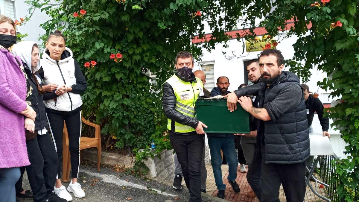 Tuğkan bebek son yolculuğuna uğurlandı