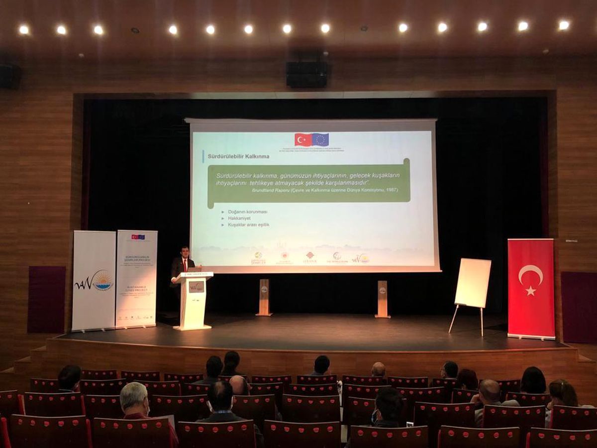 Van Büyükşehir Belediyesinde \'2022-2026 Dönemi Katılımı ve Bilgilendirme Toplantısı\' yapıldı