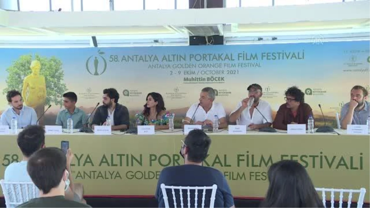 58. Antalya Altın Portakal Film Festivali\'nde "Okul Tıraşı" filminin söyleşisi yapıldı