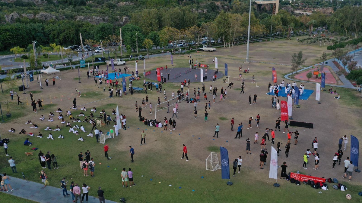 Antalya\'da Amatör Spor Haftası kutlanıyor