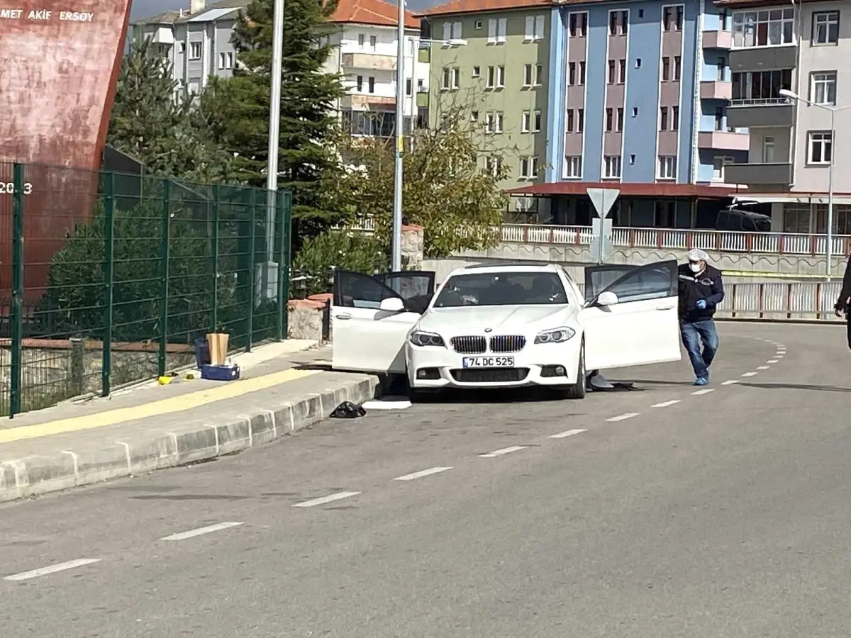 Bartın Saadet Partisi İl Başkanı aracında ölü bulundu