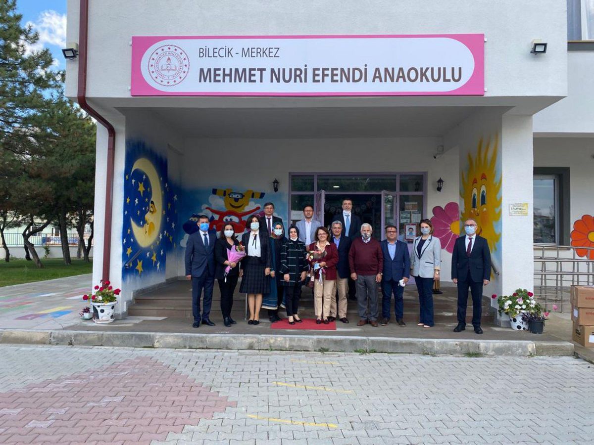 Bilecik\'te hayırseverlerden eğitime destek