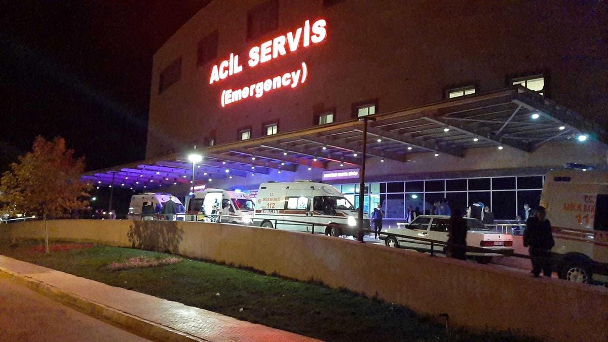 Son dakika 3. sayfa: Çorum\'da silahlı kavga, 1 ölü, 1 yaralı