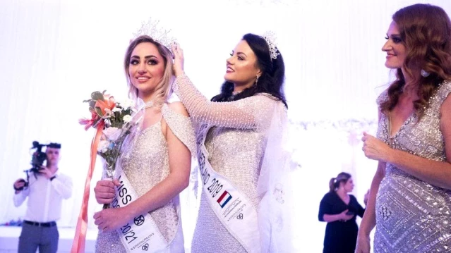 Covid aşısı olmayı reddeden Hollanda Güzeli Dilay Willemstein, Miss World yarışmasından çekildi