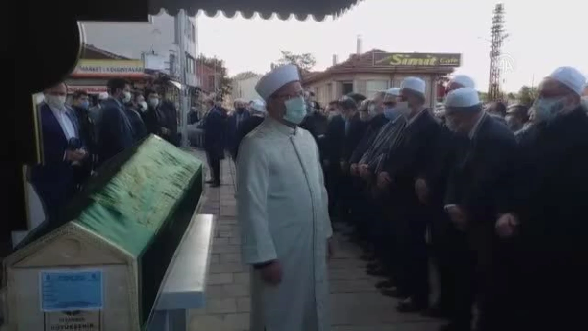 Diyanet İşleri Başkanı Ali Erbaş, cenaze namazına katıldı
