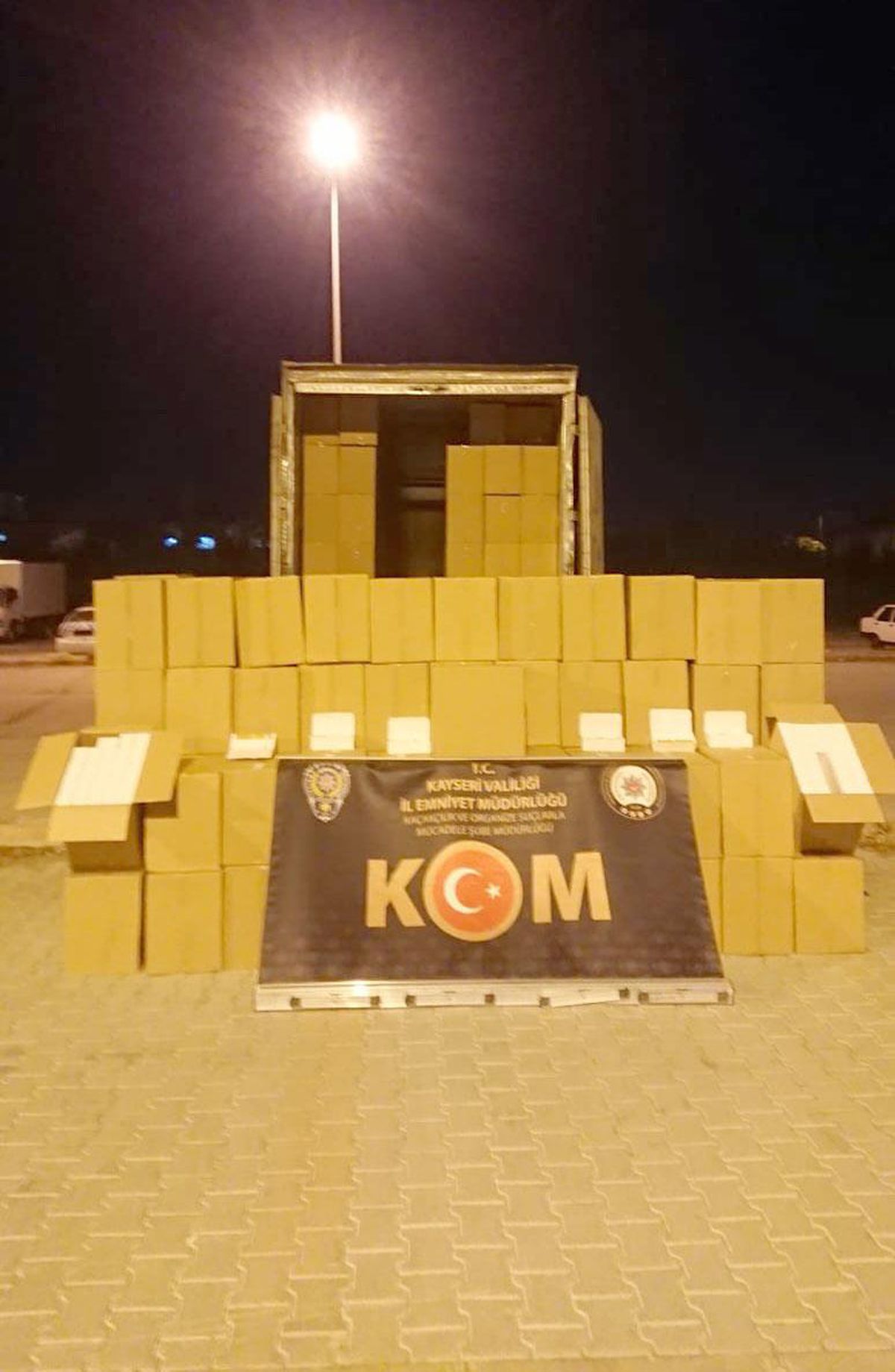 Kayseri\'de tütün kaçakçılığı operasyonlarında 4 şüpheli yakalandı