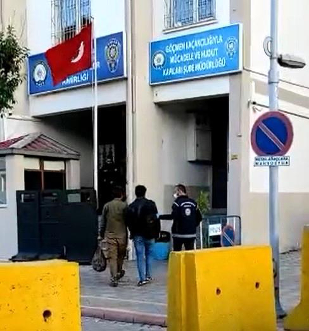 Malatya\'da kamyonet kasasında düzensiz göçmenler yakalandı