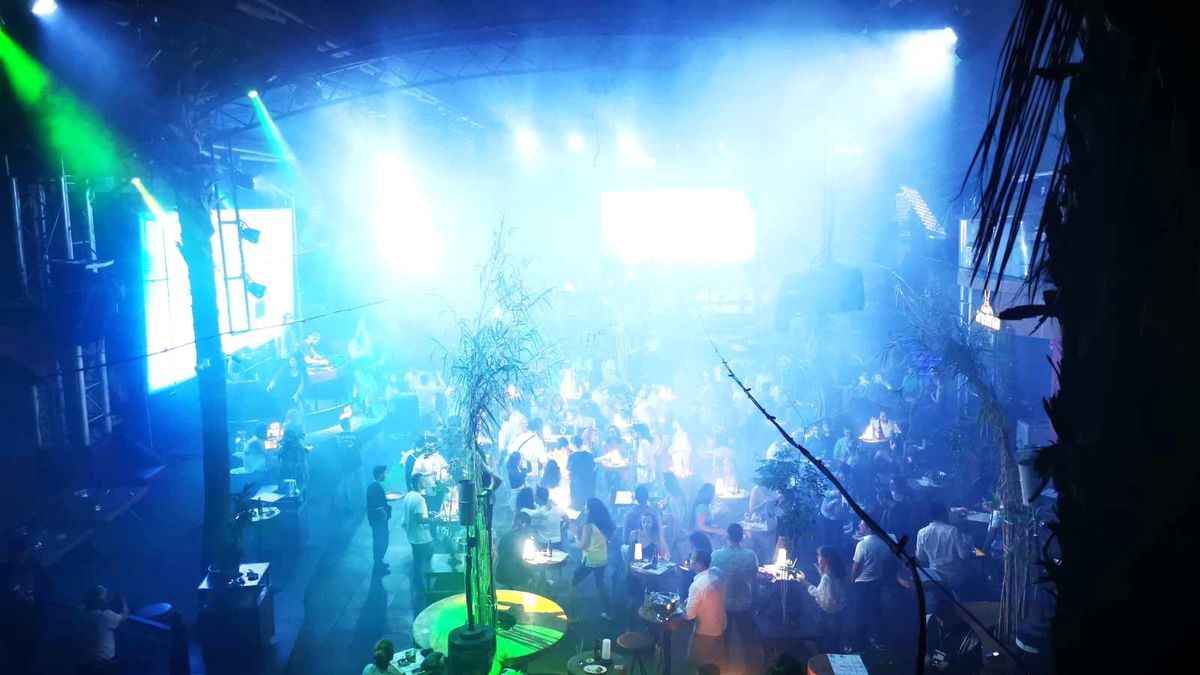 Marmaris\'te eğlence sezonu devam ediyor