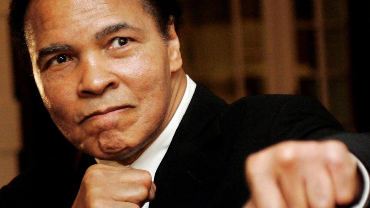 Muhammed Ali\'nin çizdiği resimler 1 milyon dolara satıldı