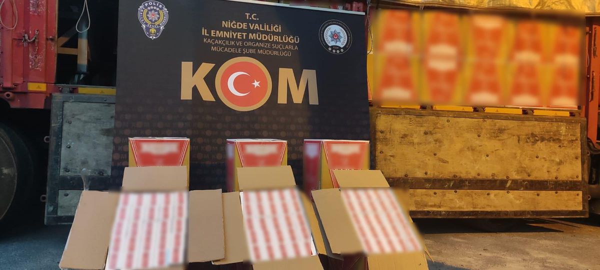 Niğde\'de kamyonda 2 milyon 750 bin makaron ele geçirildi