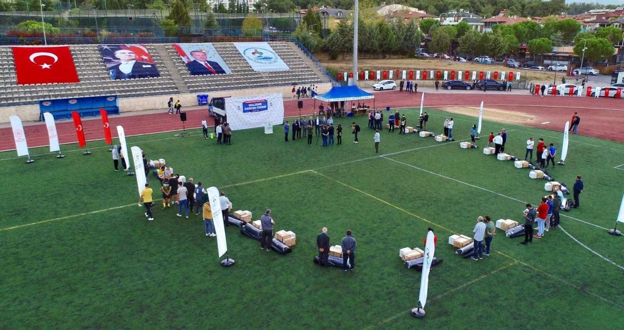 Pamukkale Belediyesinden amatör futbol kulüplerine önemli destek