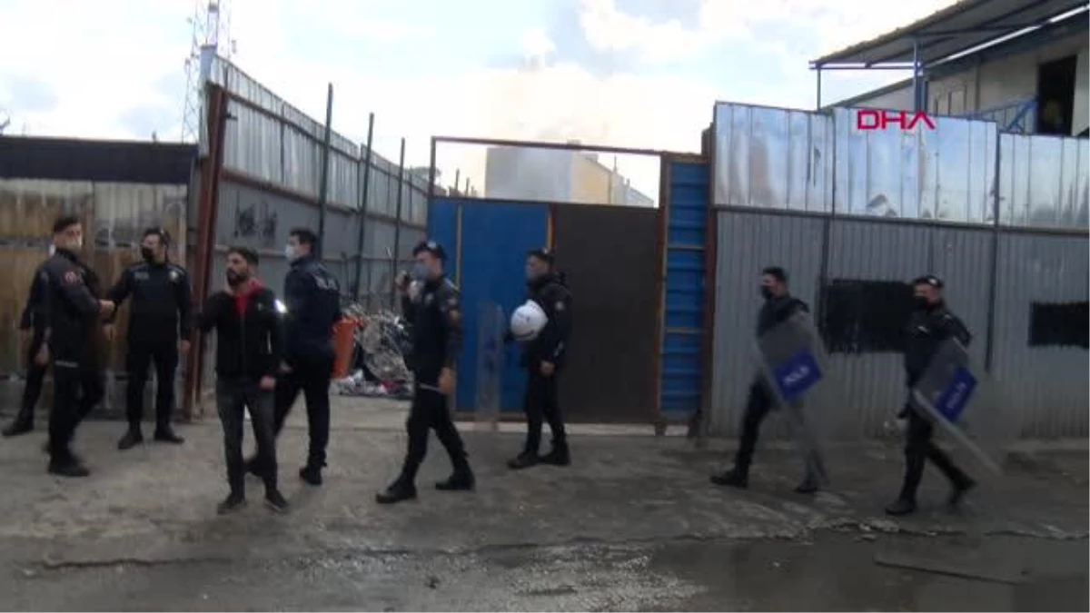 Son dakika haber... Ümraniye\'deki atık tesisleri denetimi engellemeye çalıştığı gerekçesiyle gözaltına alınan 3 şüpheli tutuklandı
