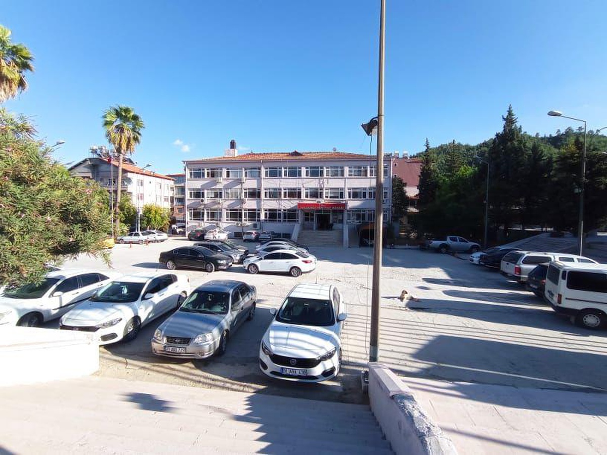 Son dakika... Yayladağı Hükümet Konağı yeri kent meydanı oluyor